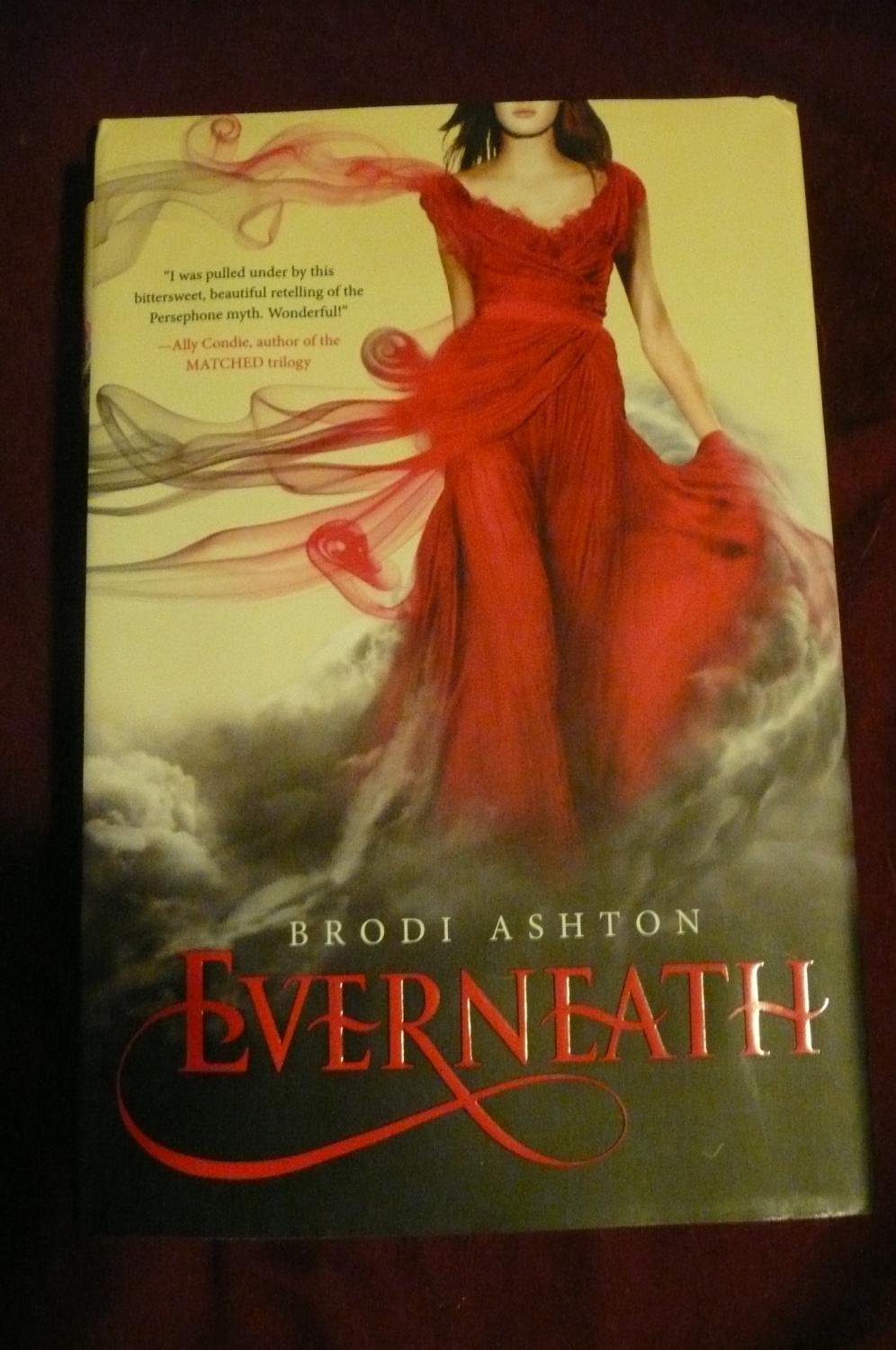 Everneath (Everneath, 1)