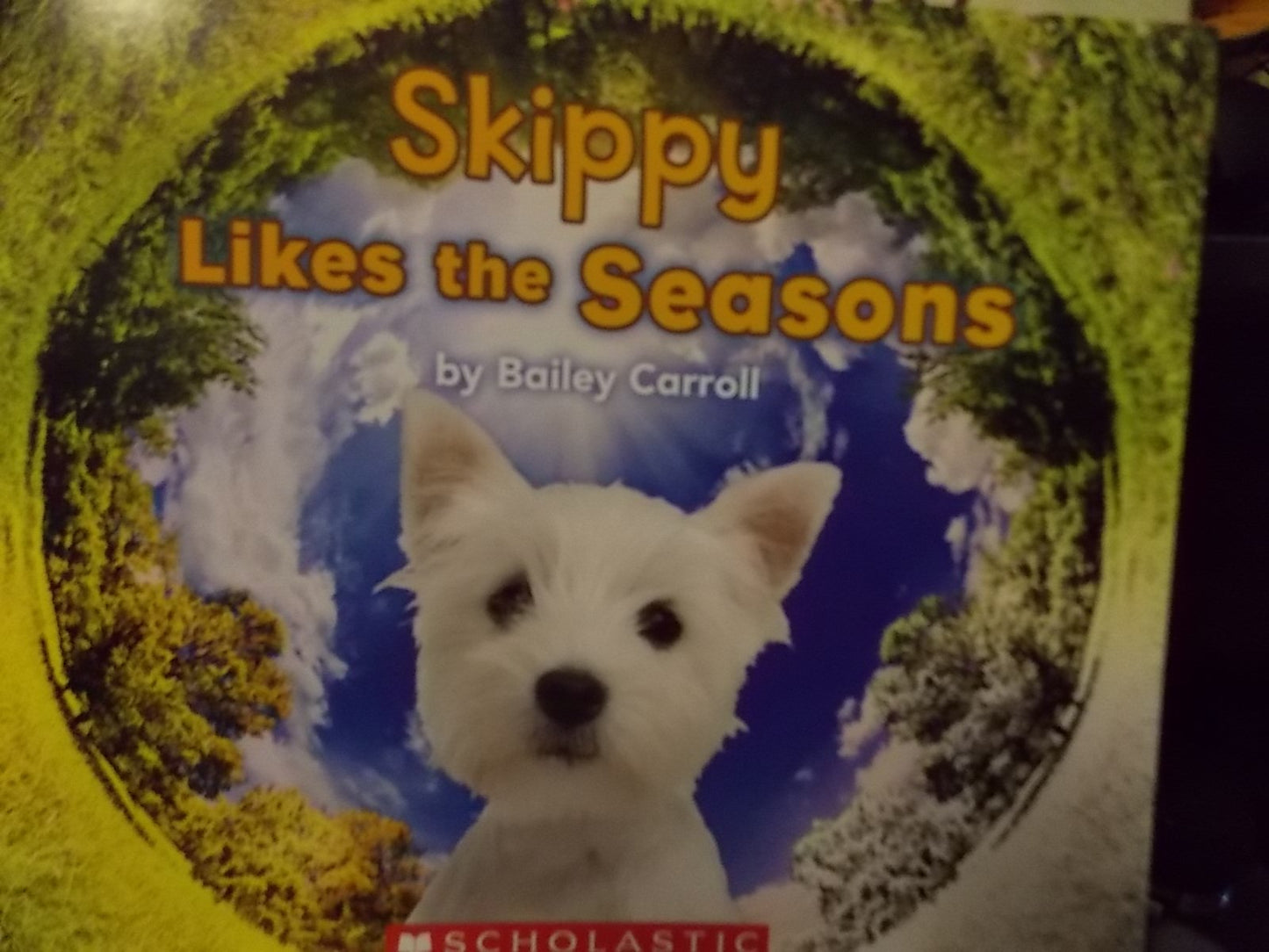 Skippy Likes the Seasons