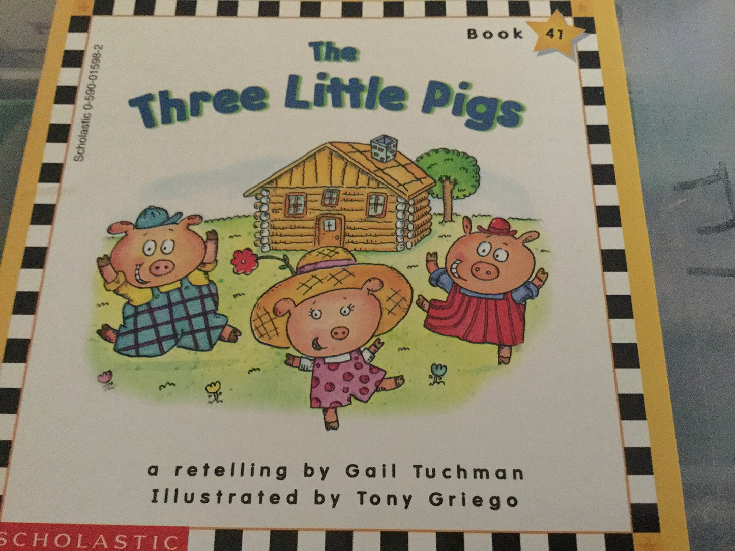 The Three Little Pigs Book 41