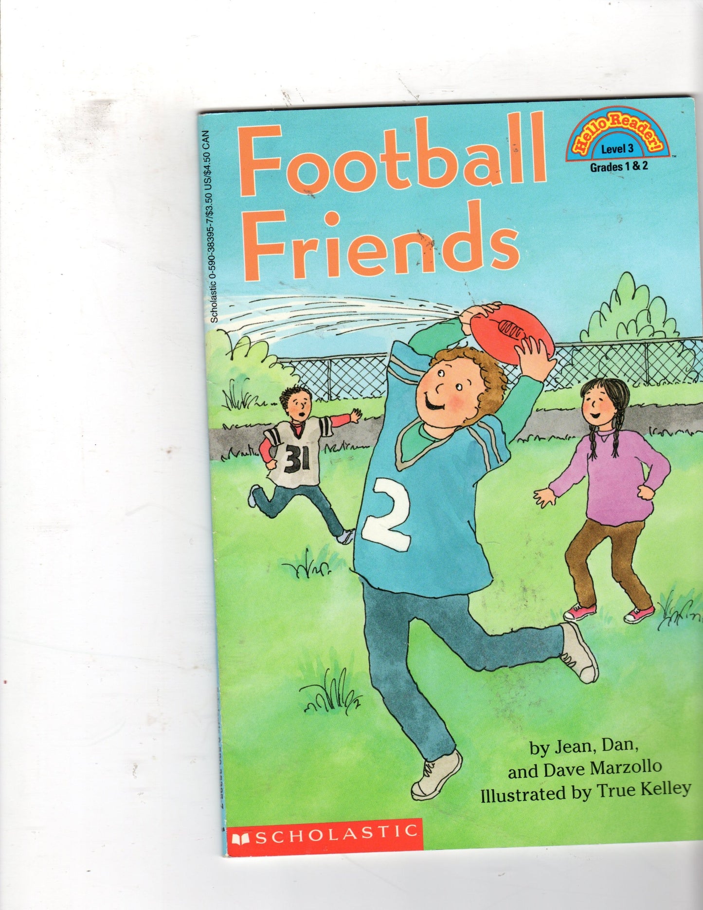 Football Friends, Level 3 (Hello Reader!) (Hello Reader!, Level 3)