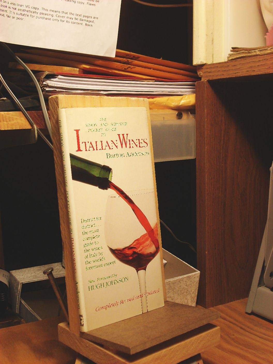 The Simon and Schuster Pocket Guide to Italian Wines