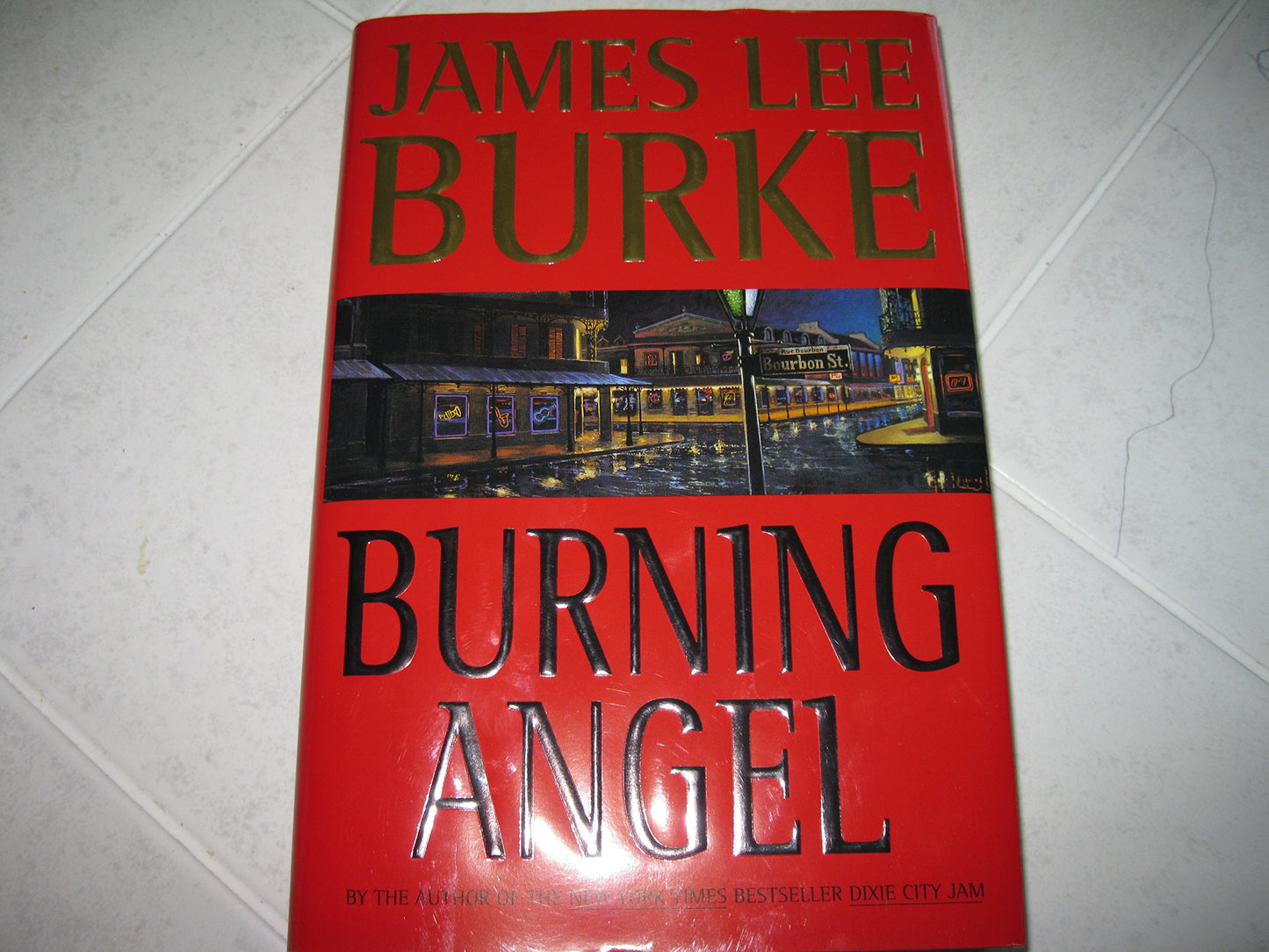 Burning Angel (Dave Robicheaux Mysteries)