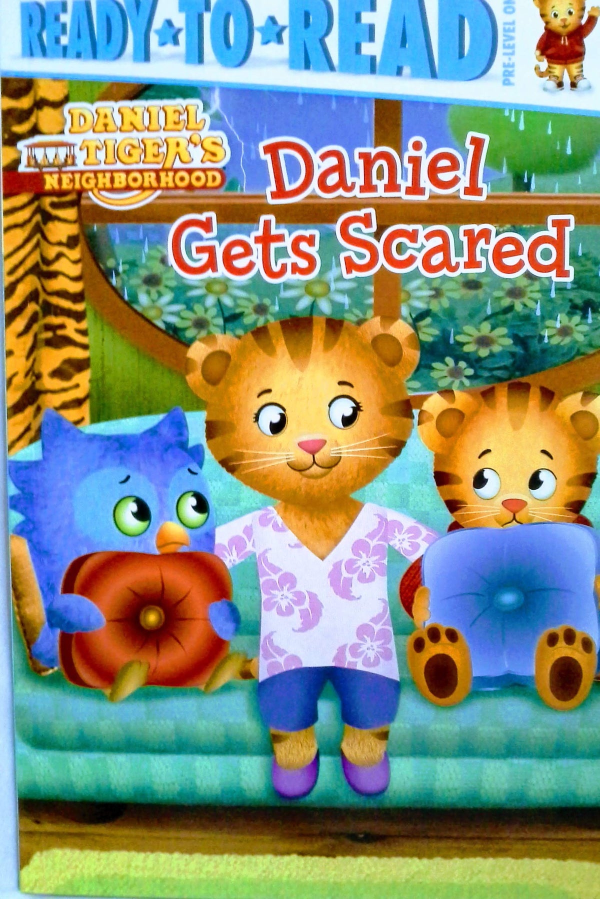 Daniel Gets Scared Pre-Level One Paperback Book