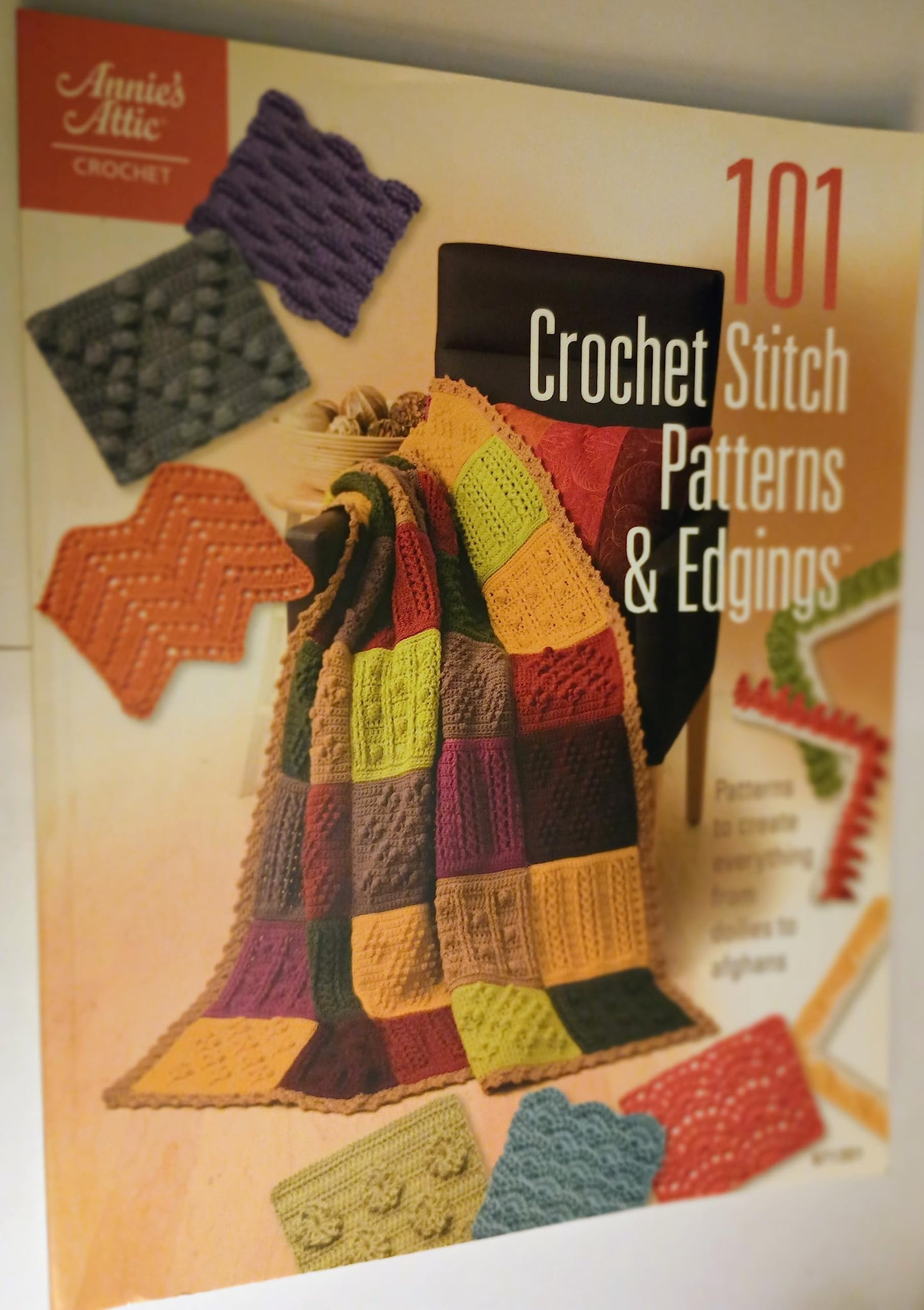 101 Crochet Stitch Patterns & Edgings