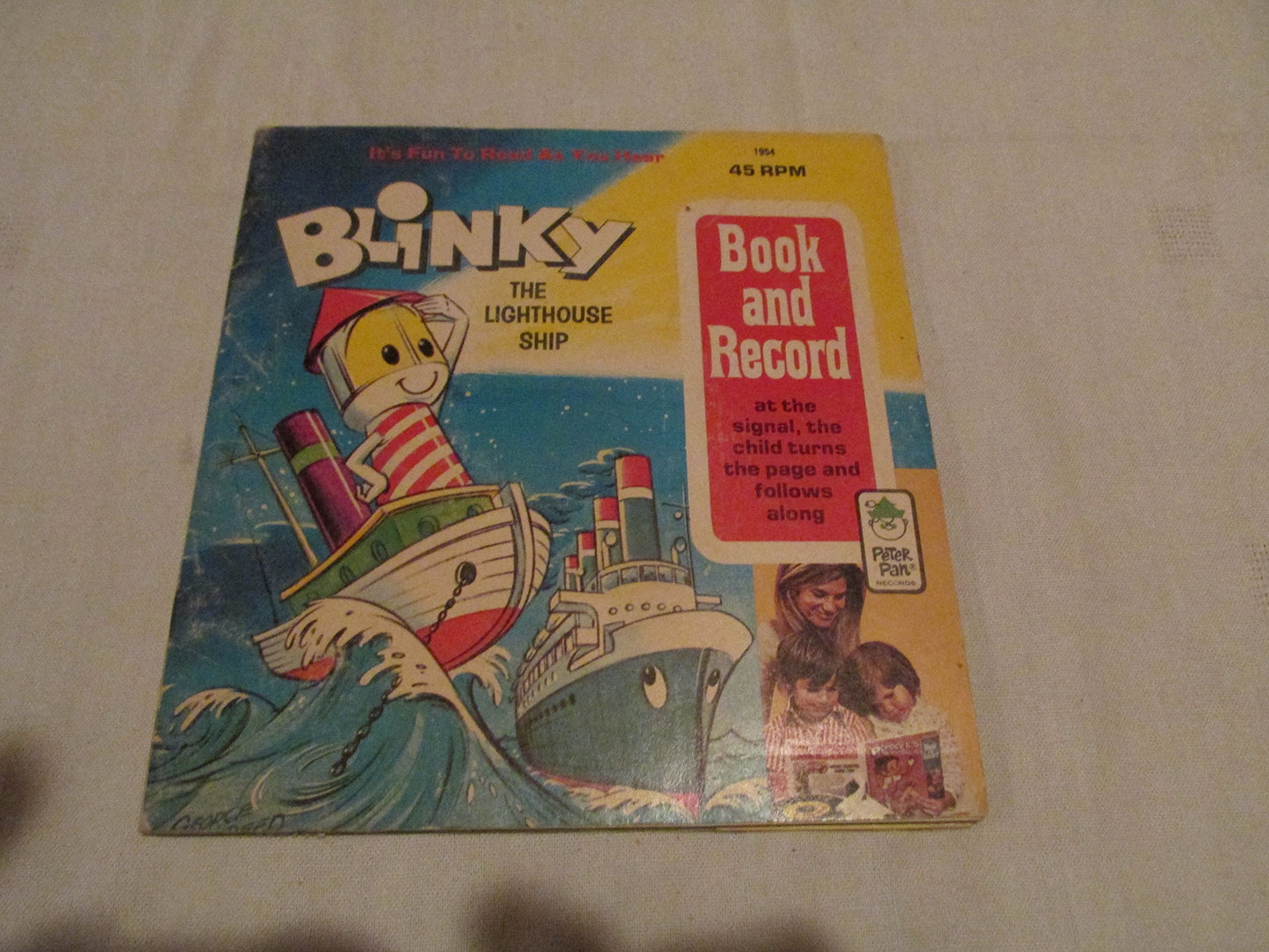 Blinky The Lighthouse Ship (w/ 45rpm Record)