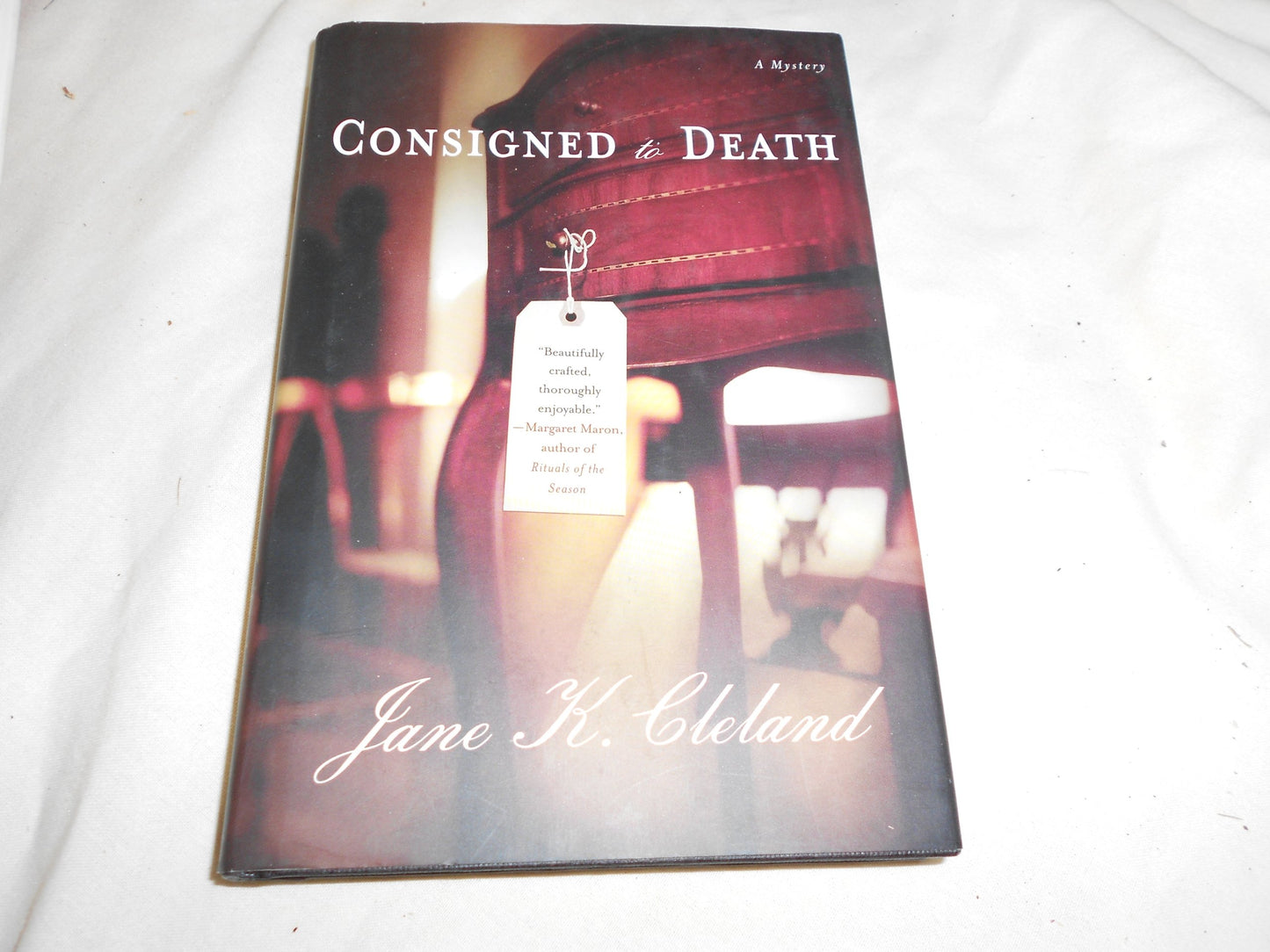 Consigned to Death (Josie Prescott Antiques Mysteries)
