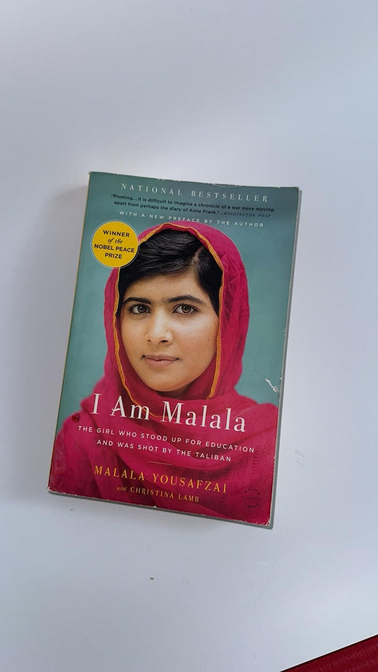I Am Malala: The Girl Who Stood Up for Education and Was Shot by the Taliban