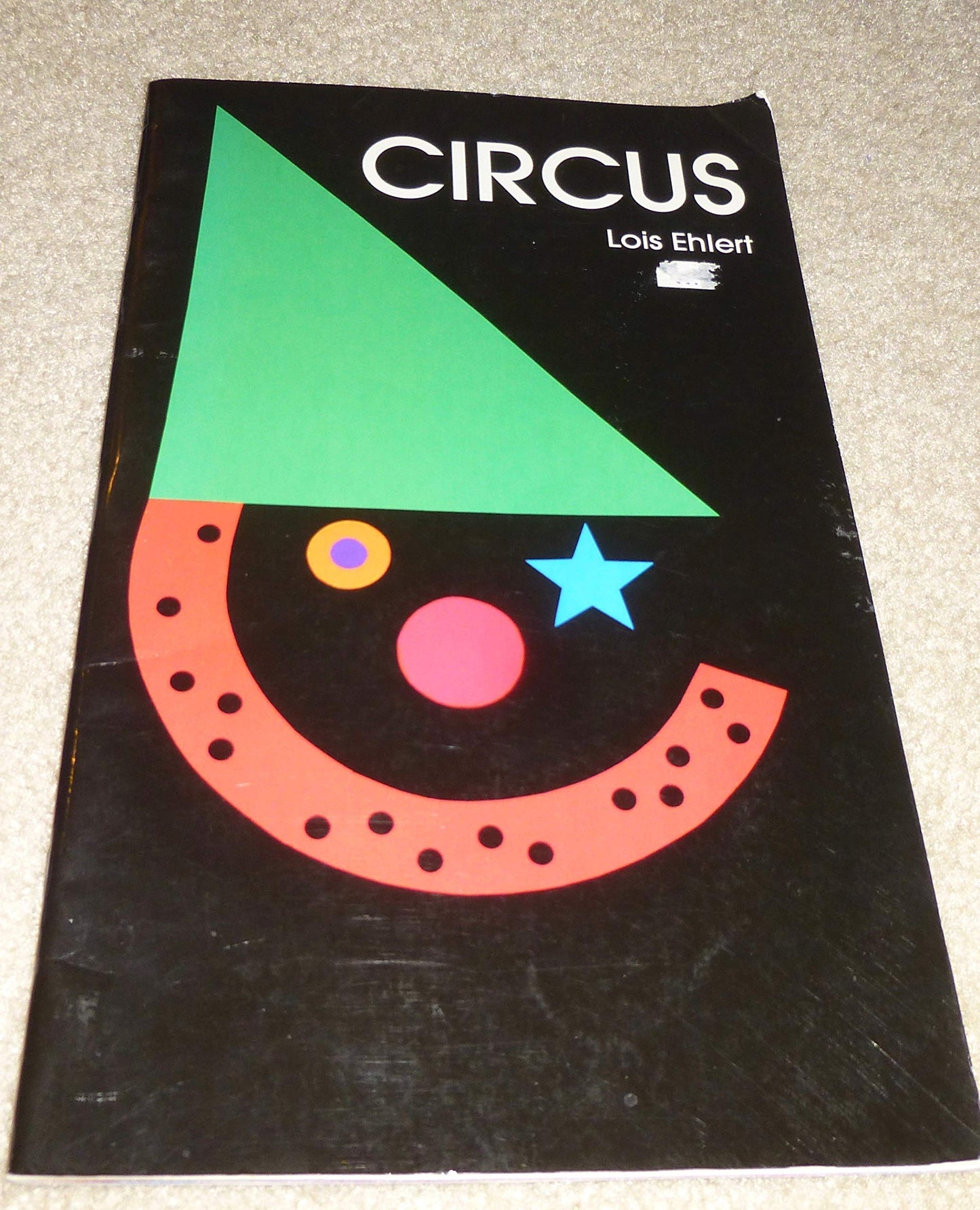 Circus [Dedicated to Antonia Markiet]