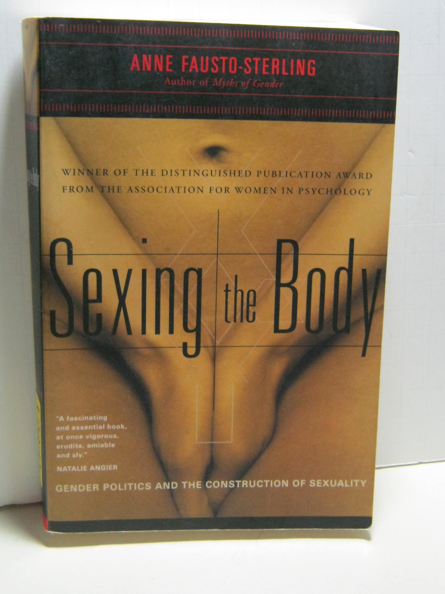 Sexing the Body: Gender Politics and the Construction of Sexuality