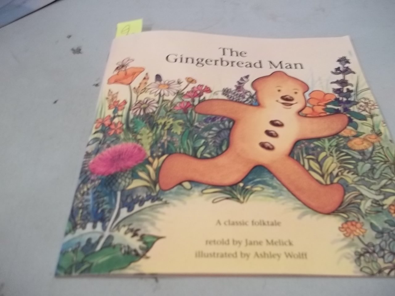 The gingerbread man: A classic folktale