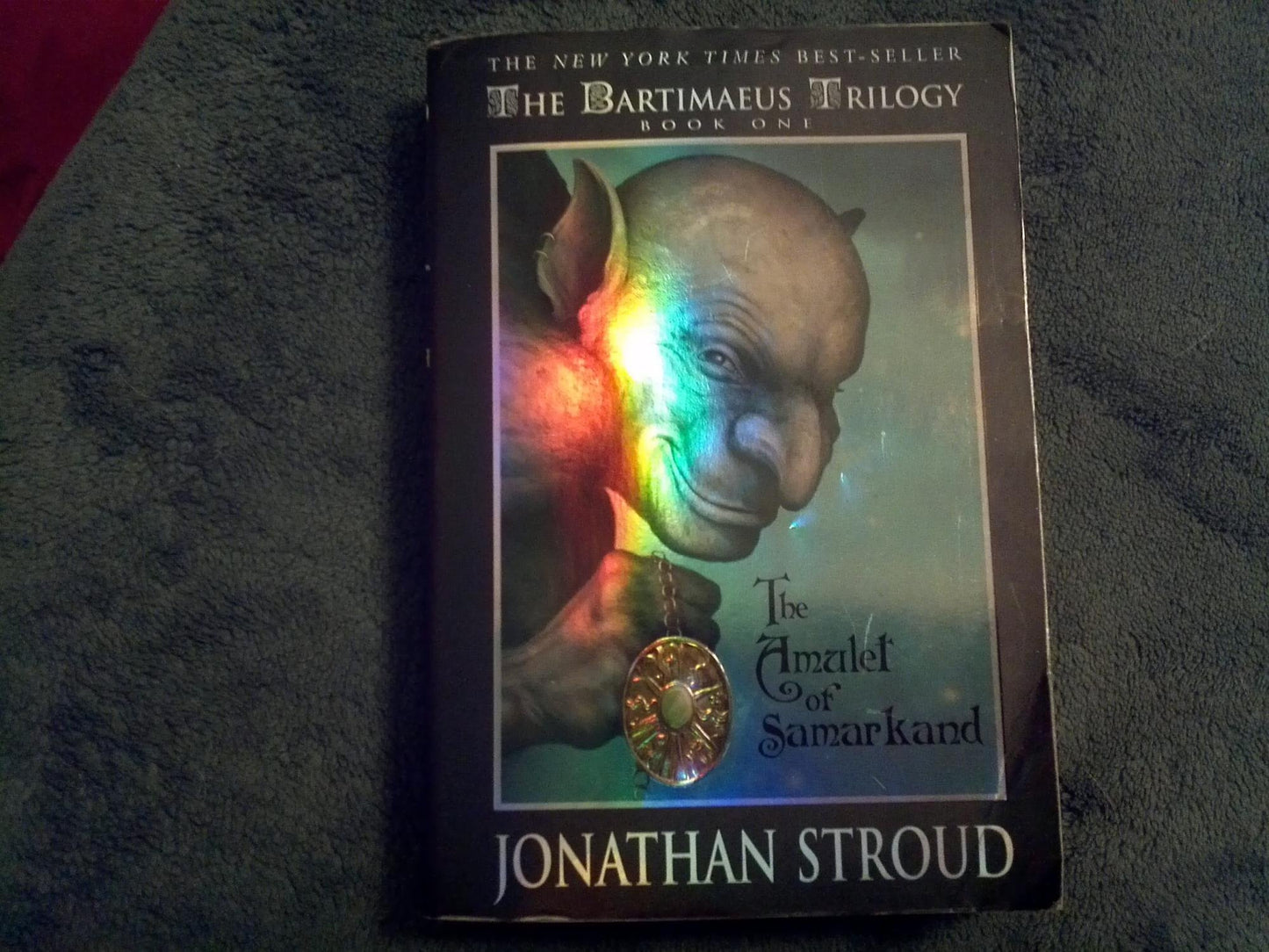 The Amulet of Samarkand (The Bartimaeus Trilogy, Book 1)
