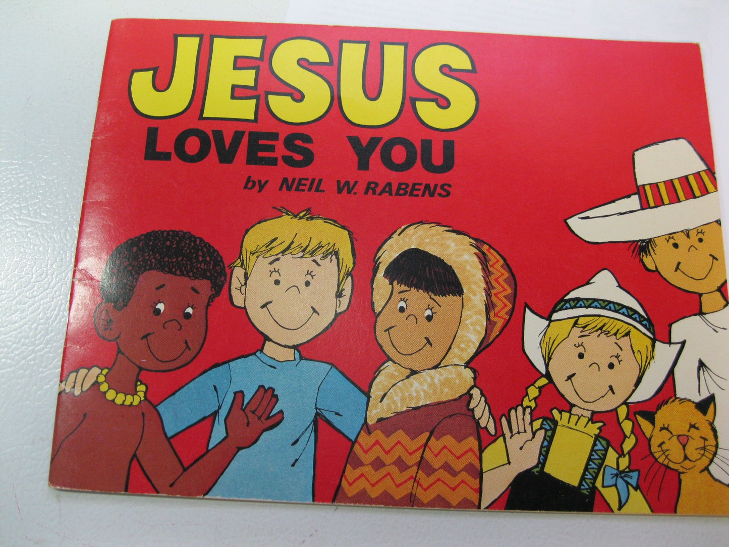 JESUS LOVES YOU