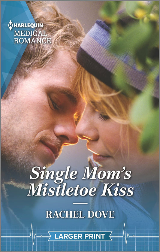 Single Mom's Mistletoe Kiss (Carey Cove Midwives, 4)