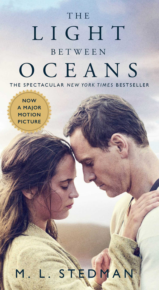 The Light Between Oceans: A Novel