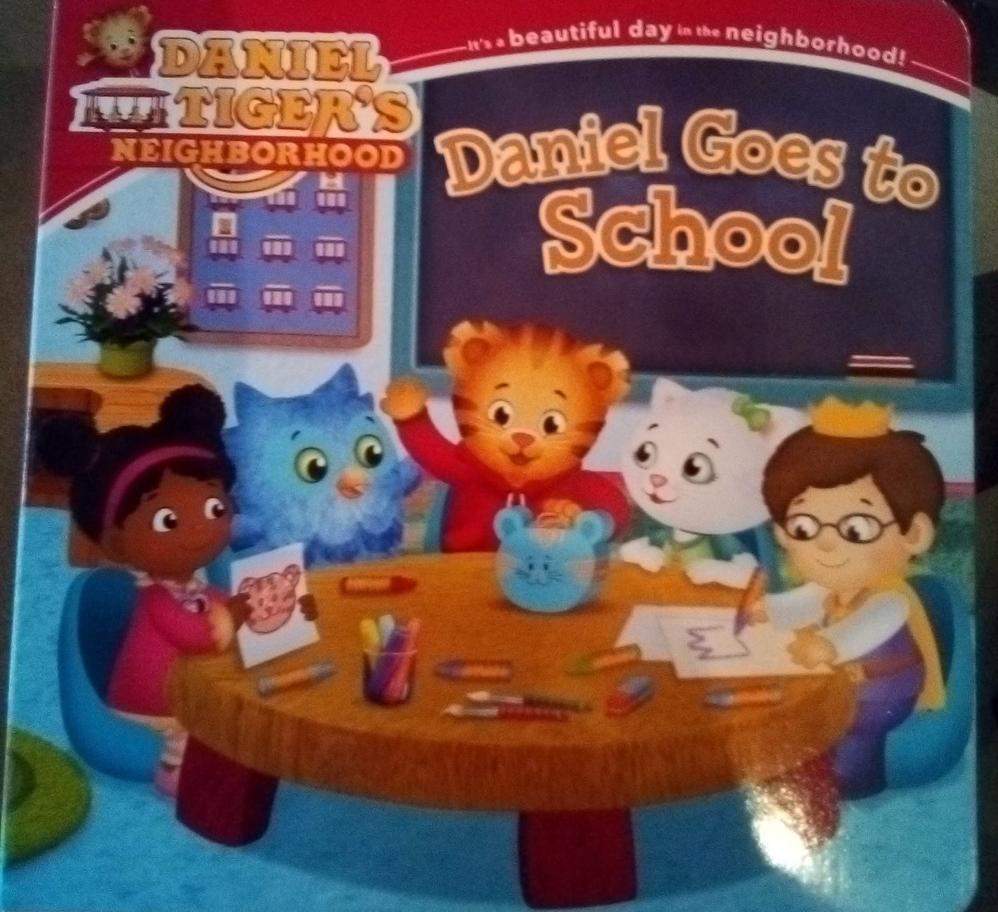 Daniel Tiger's Neighborhood: Daniel Goes to School