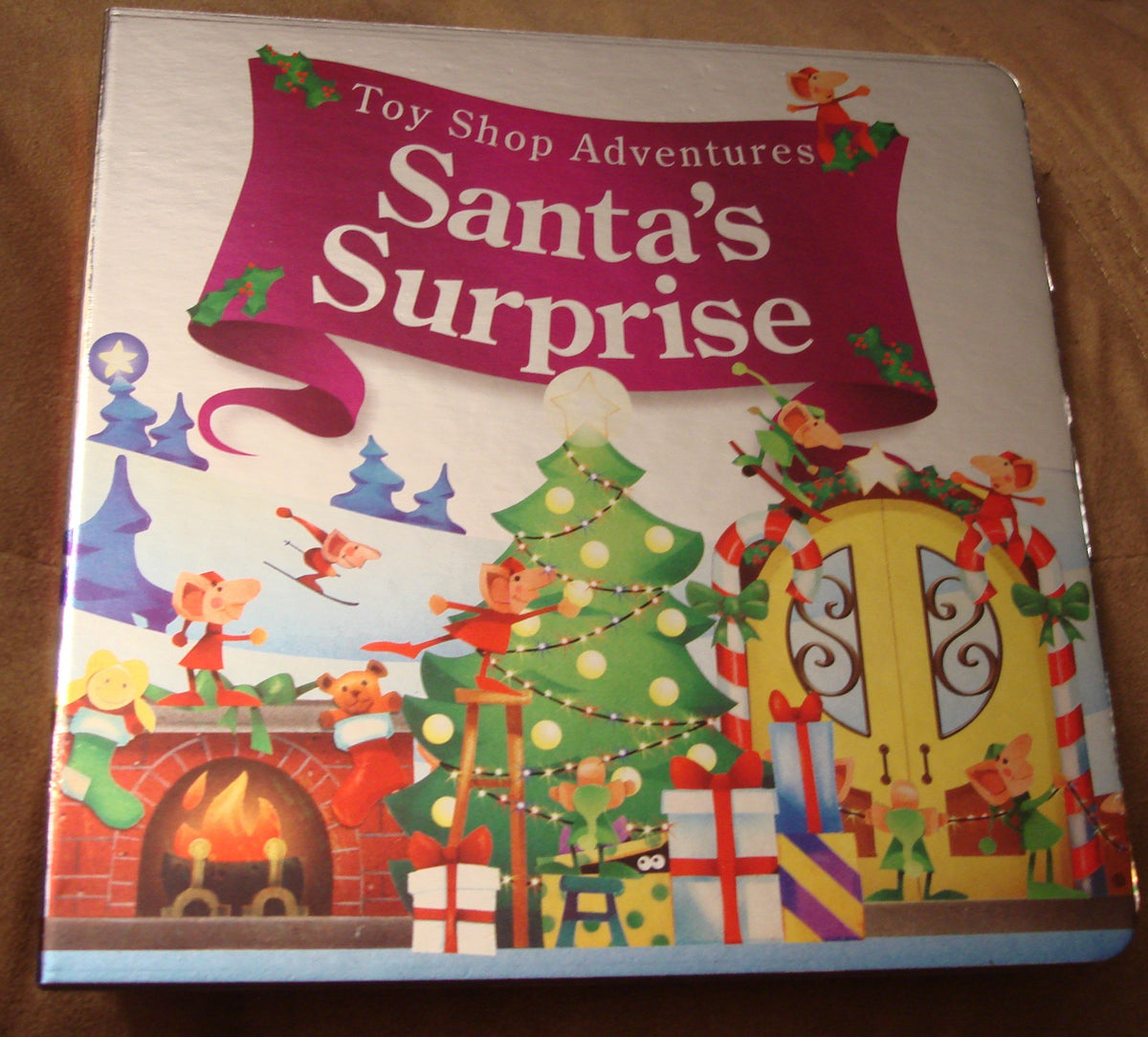 Santa's Surprise (Toy Shop Adventures)