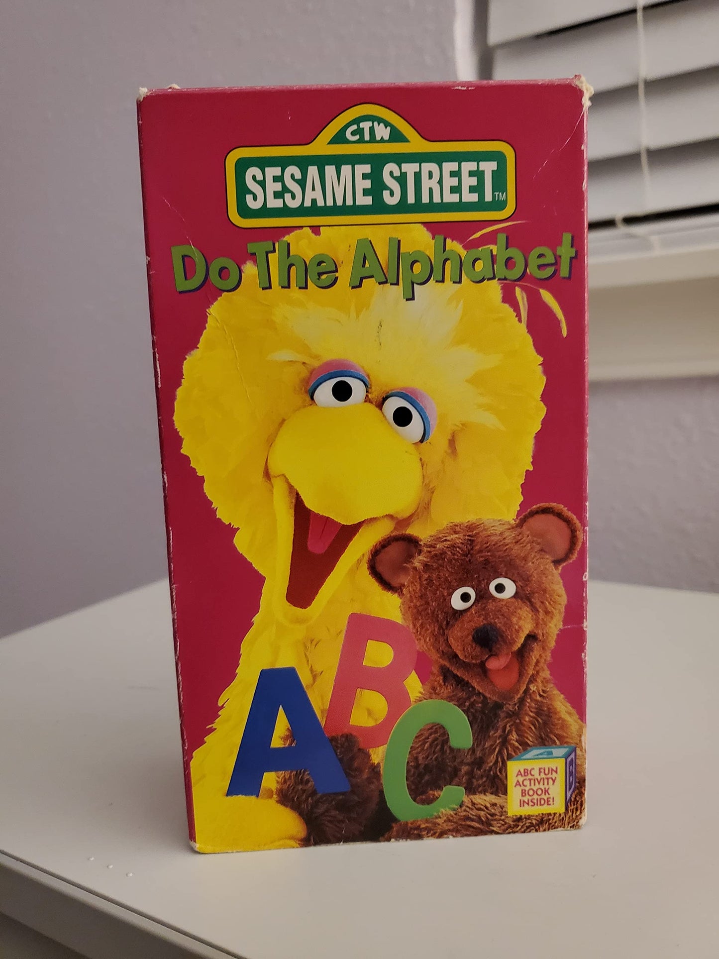 Sesame Street - Do the Alphabet [VHS]