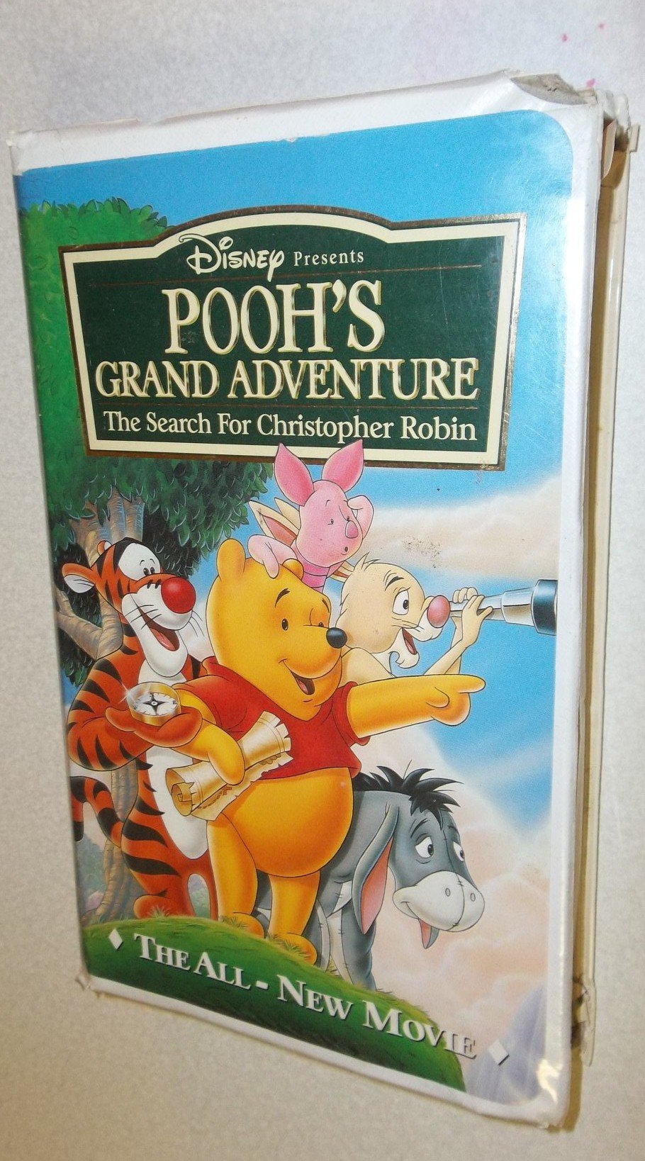 Pooh's Grand Adventure - The Search for Christopher Robin [VHS]