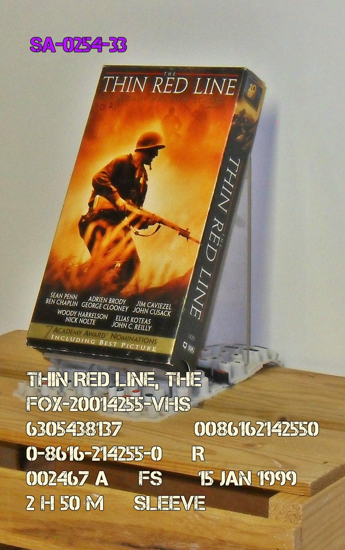 The Thin Red Line [VHS]