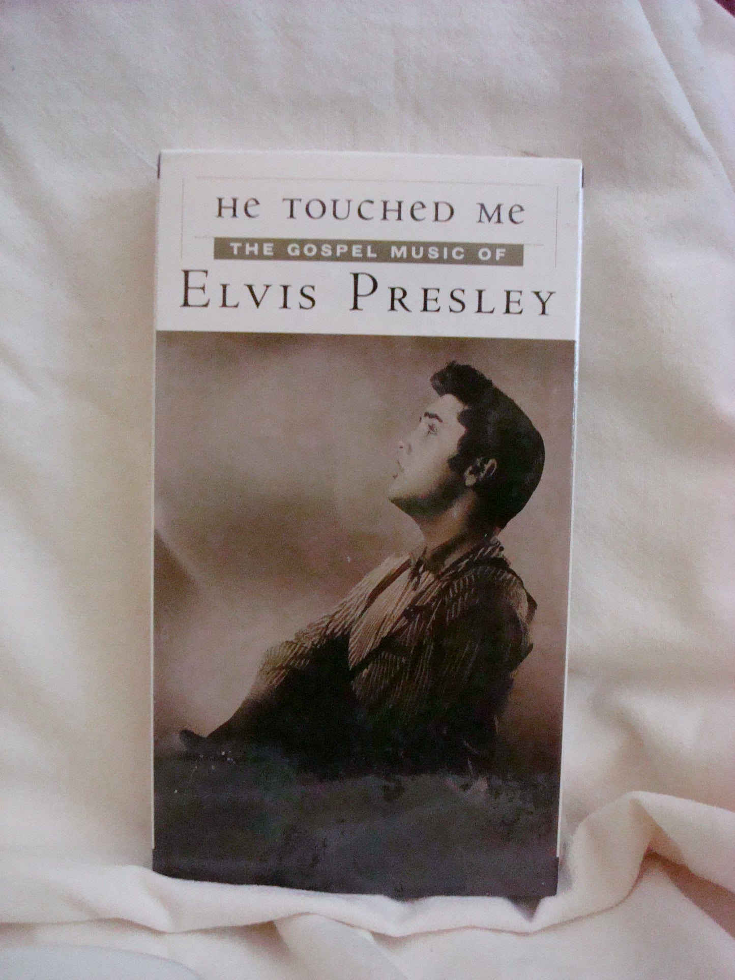 He Touched Me - The Gospel Music of Elvis Presley, Vol. 2 [VHS]