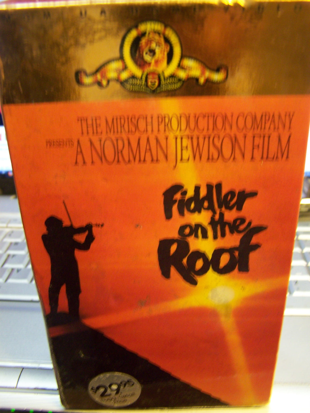 Fiddler on the Roof [VHS]