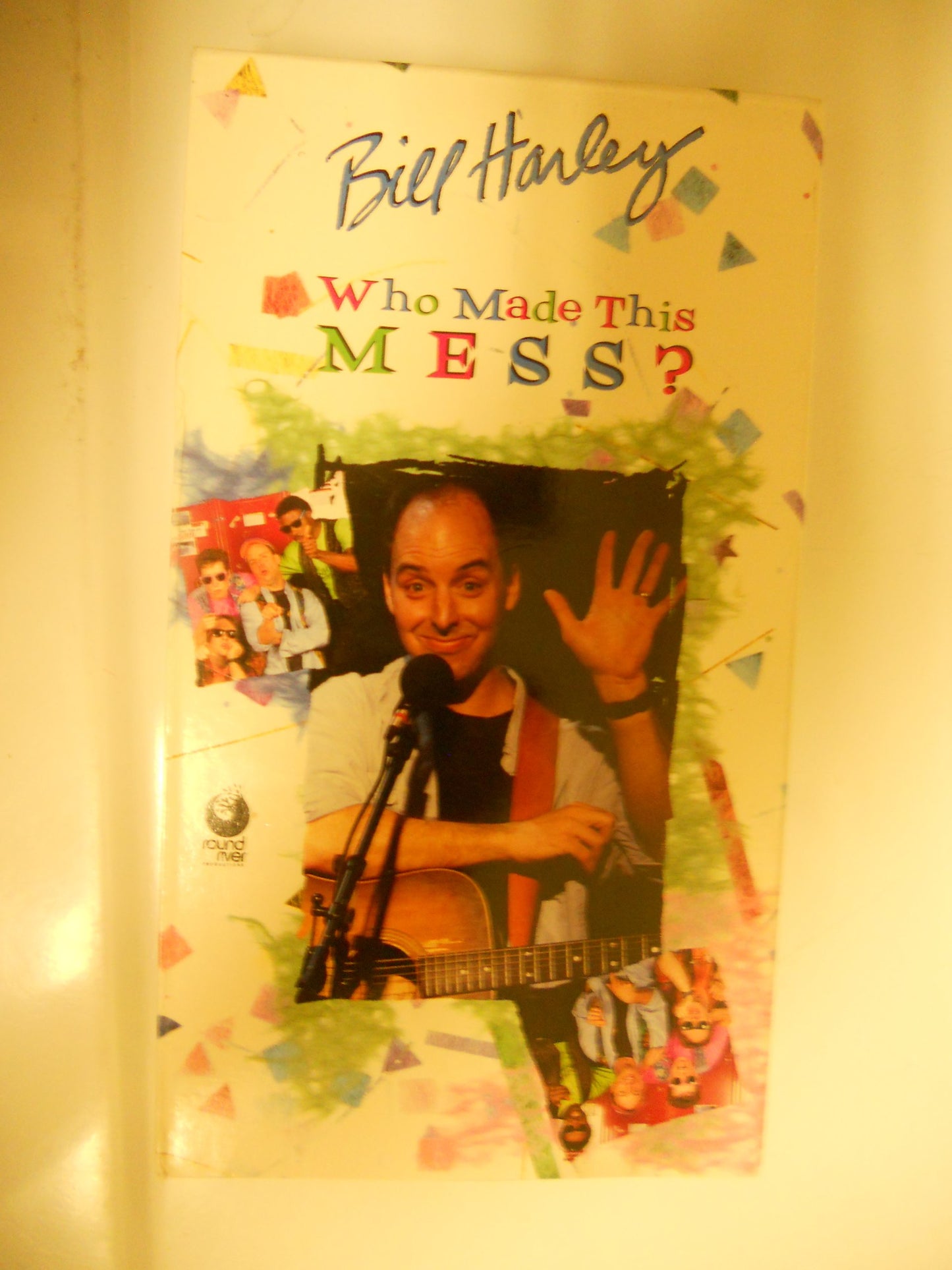 Bill Harley: Who Made This Mess? [VHS]