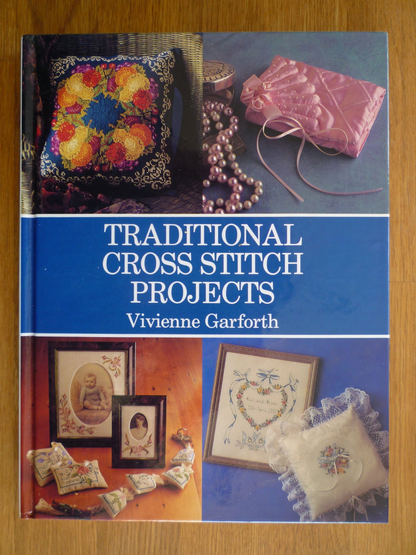 Our heritage in cross stitch and embroidery: Delightful projects to make