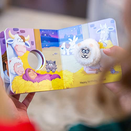 The Beginner's Bible Little Lamb's Christmas: A Finger Puppet Board Book - 646