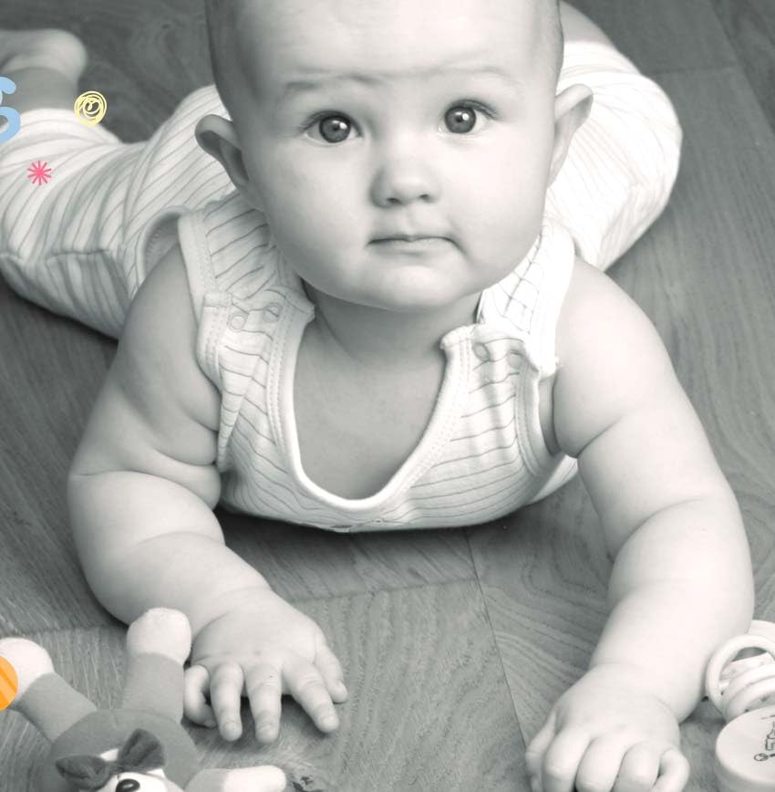 Reach: A board book about curiosity (Happy Healthy Baby)