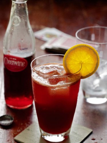 The American Cocktail: 50 Recipes That Celebrate the Craft of Mixing Drinks from Coast to Coast