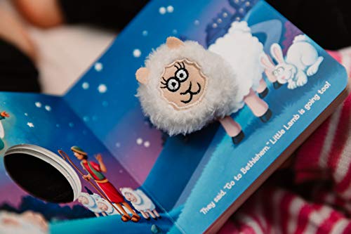 The Beginner's Bible Little Lamb's Christmas: A Finger Puppet Board Book - 646
