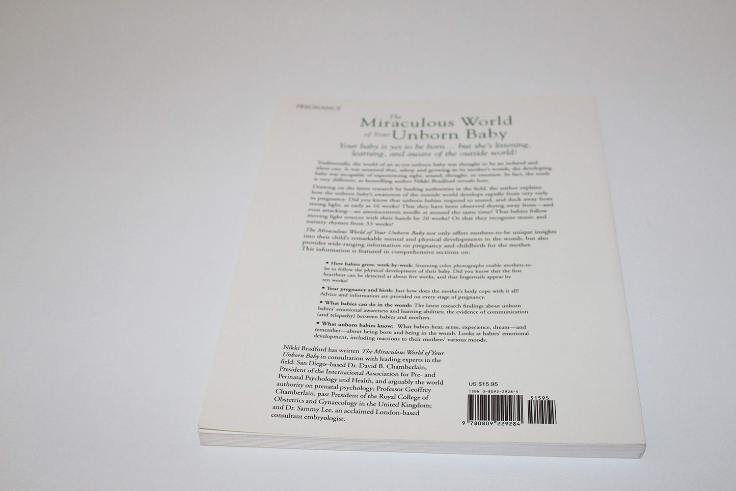 The Miraculous World of Your Unborn Baby : A Week-by-Week Guide to Your Pregnancy