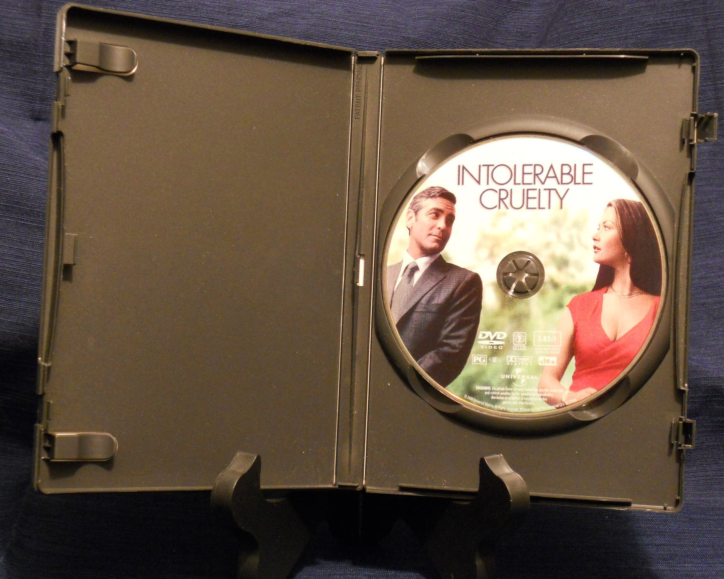 Intolerable Cruelty (Widescreen Edition)
